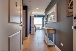 Photo #2: 2433206 Listing 