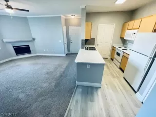 Photo #1: 2433222 Listing