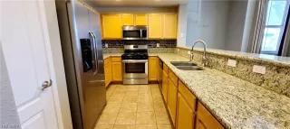 Photo #6: 2433233 Listing 