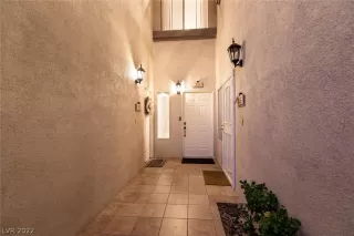 Photo #2: 2433303 Listing 