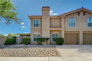 Photo #3: 2433314 Listing