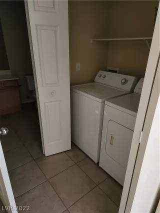 Photo #3: 2433353 Listing 