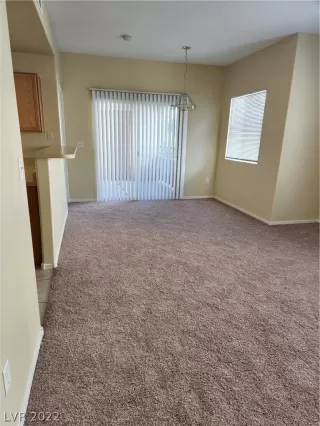 Photo #6: 2433353 Listing 