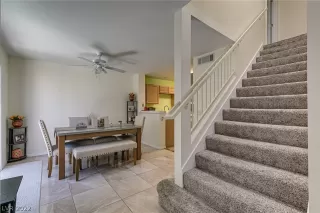 Photo #5: 2433378 Listing