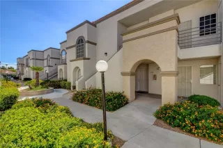 Photo #1: 2433416 Listing