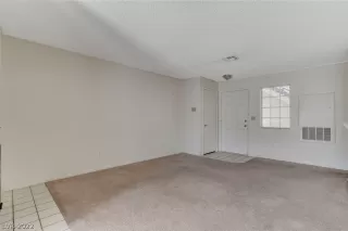 Photo #5: 2433416 Listing