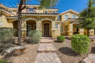 Photo #2: 2433478 Listing