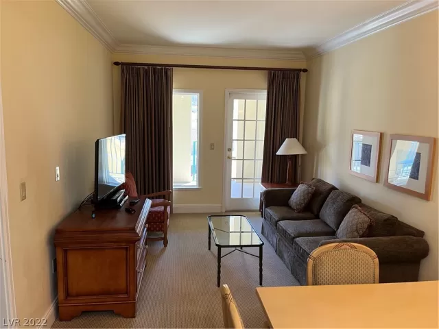 MLS: 2433486 Condo For Sale