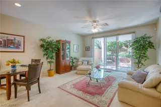 Photo #2: 2433556 Listing