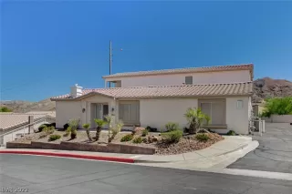 Photo #1: 2433573 Listing