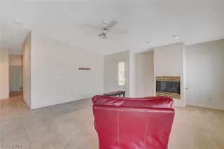 Photo #6: 2433573 Listing