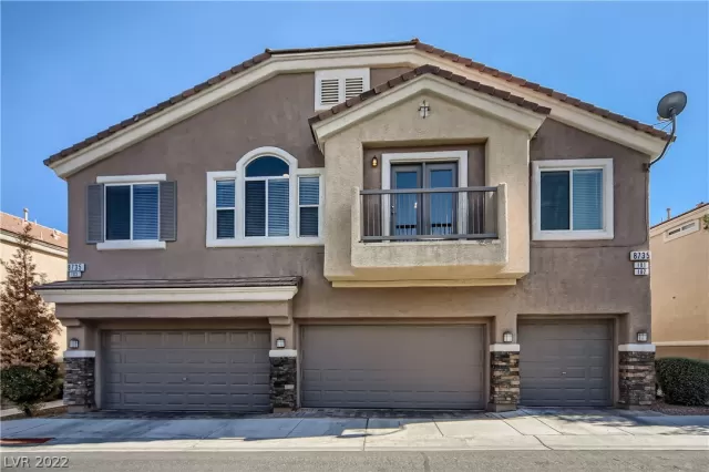 MLS: 2433653 Condo For Sale