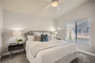 Photo #3: 2433653 Listing