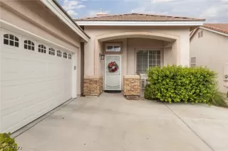 Photo #1: 2433665 Listing 