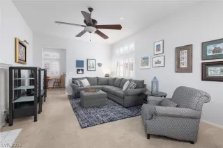 Photo #4: 2433665 Listing 