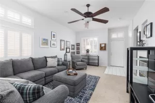 Photo #6: 2433665 Listing 