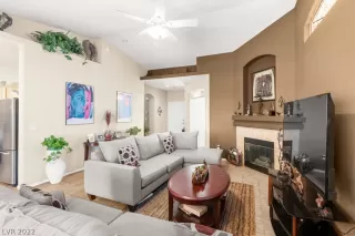 Photo #2: 2433721 Listing