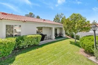 Photo #3: 2433721 Listing