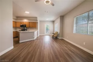 Photo #3: 2433735 Listing 