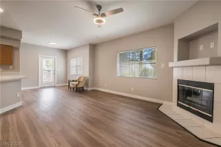 Photo #4: 2433735 Listing 