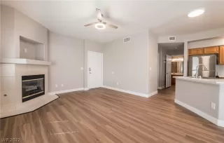 Photo #5: 2433735 Listing 