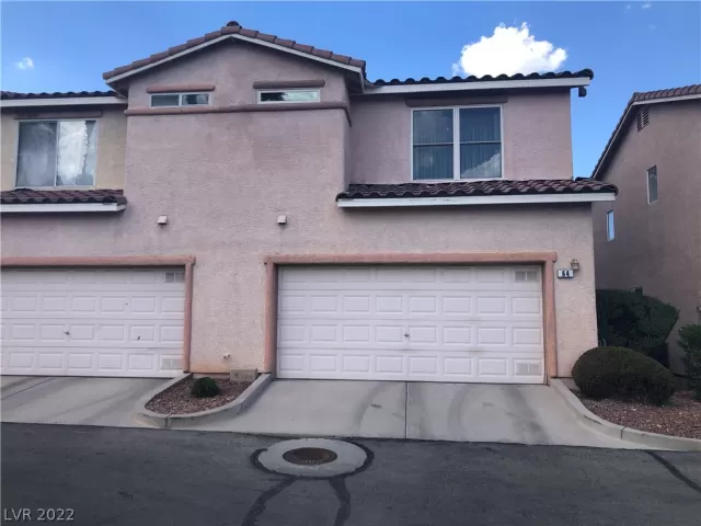 MLS: 2433753 Condo For Sale