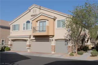 Photo #1: 2433801 Listing