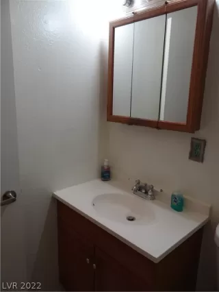 Photo #6: 2433814 Listing 