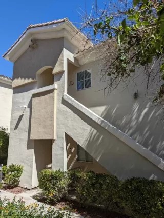 Photo #3: 2433922 Listing 