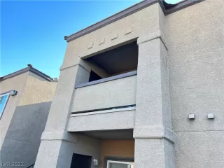 Photo #1: 2433960 Listing 