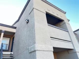 Photo #2: 2433960 Listing 