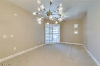 Photo #3: 2434031 Listing 