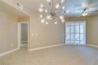 Photo #4: 2434031 Listing 