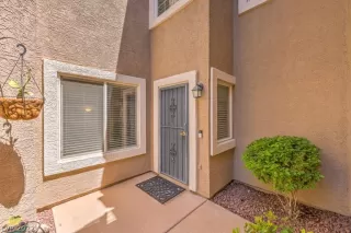 Photo #3: 2434043 Listing 