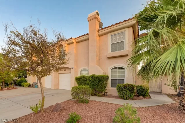 MLS: 2434049 Condo For Sale