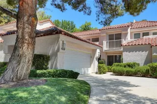 Photo #1: 2434098 Listing