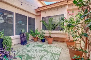 Photo #2: 2434102 Listing