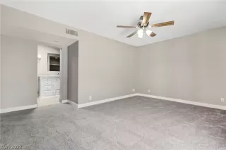 Photo #6: 2434151 Listing