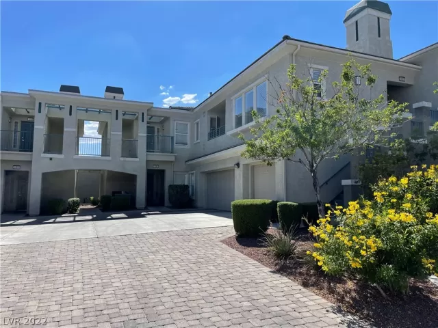 MLS: 2434194 Condo For Sale