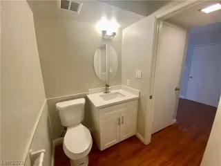 Photo #6: 2434197 Listing