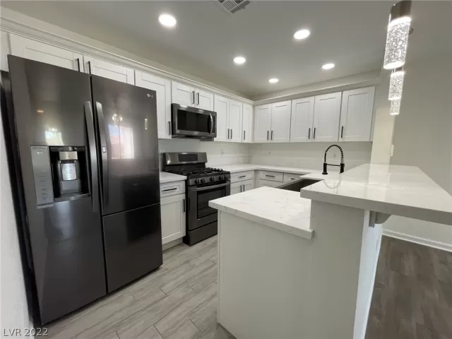 MLS: 2434266 Condo For Sale