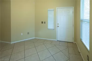 Photo #1: 2434271 Listing 