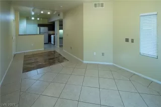 Photo #2: 2434271 Listing 