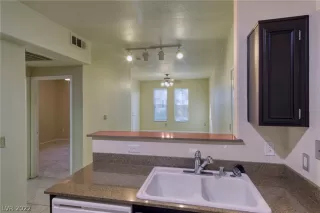 Photo #6: 2434271 Listing 