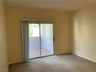 Photo #3: 2434357 Listing 