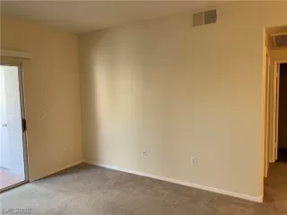 Photo #4: 2434357 Listing 