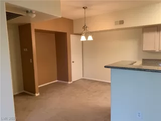 Photo #6: 2434357 Listing 