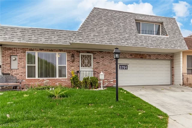 MLS: 2434364 Condo For Sale