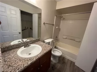 Photo #5: 2434368 Listing 