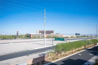 Photo #1: 2434382 Listing